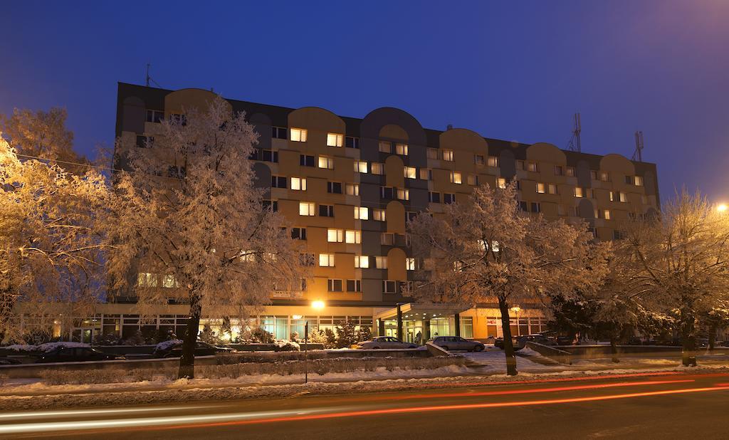 גורז'וב ווילקופולסקי Hotel Mieszko מראה חיצוני תמונה